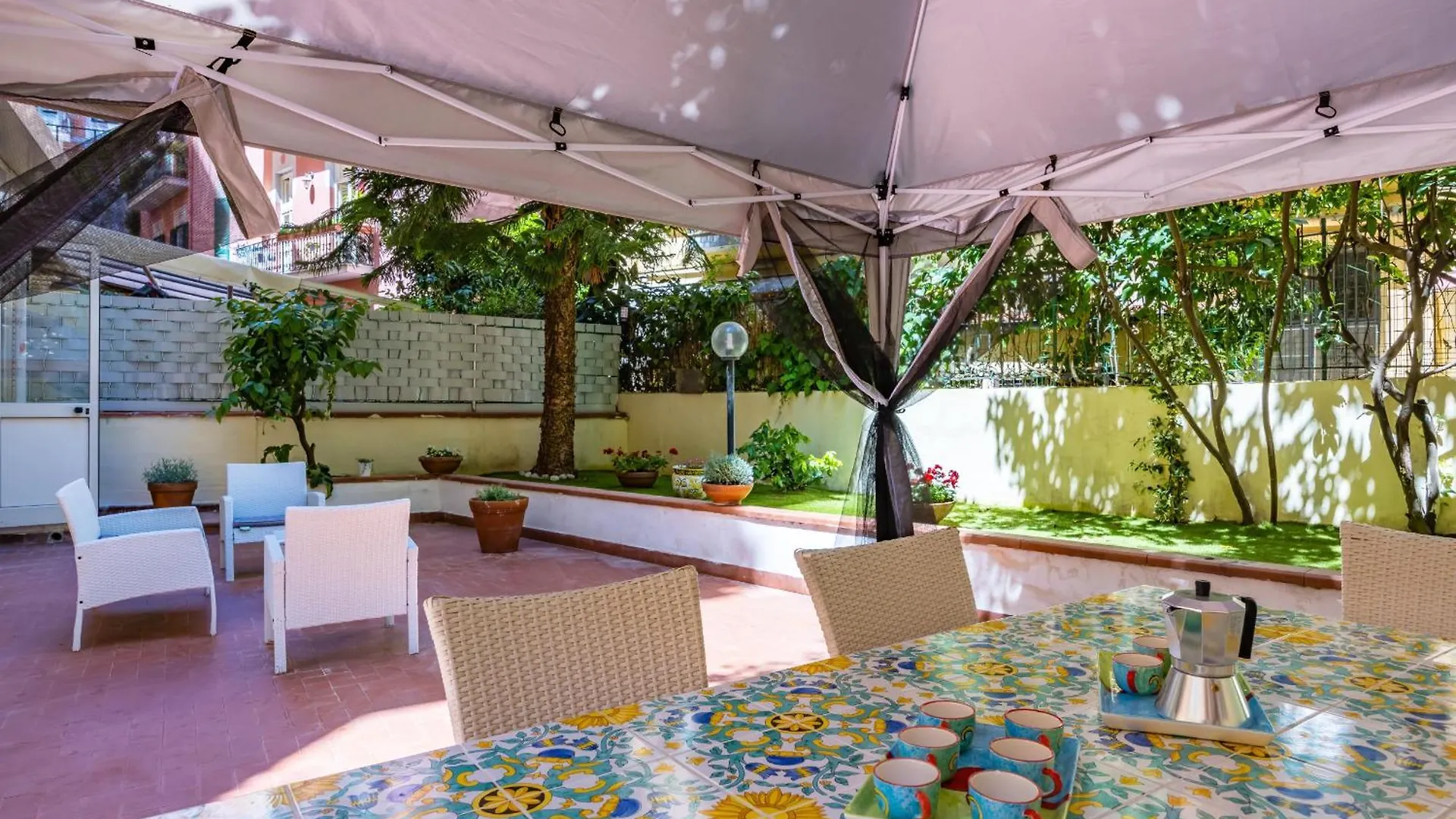 Apartment Appartamento Donna Filomena Con Patio By Wonderful Italy Naples Italy