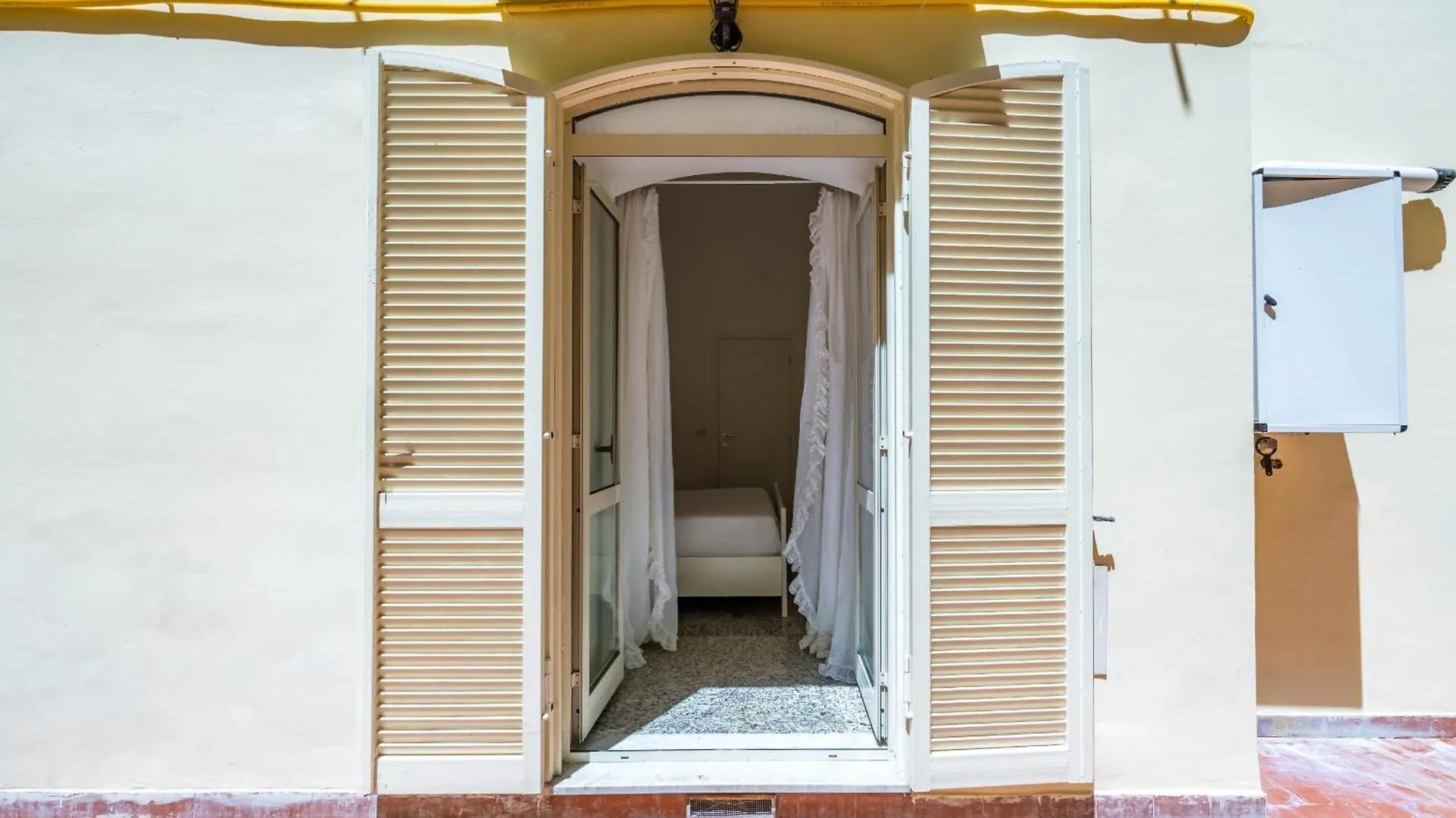 Appartamento Donna Filomena Con Patio By Wonderful Italy Naples Apartment